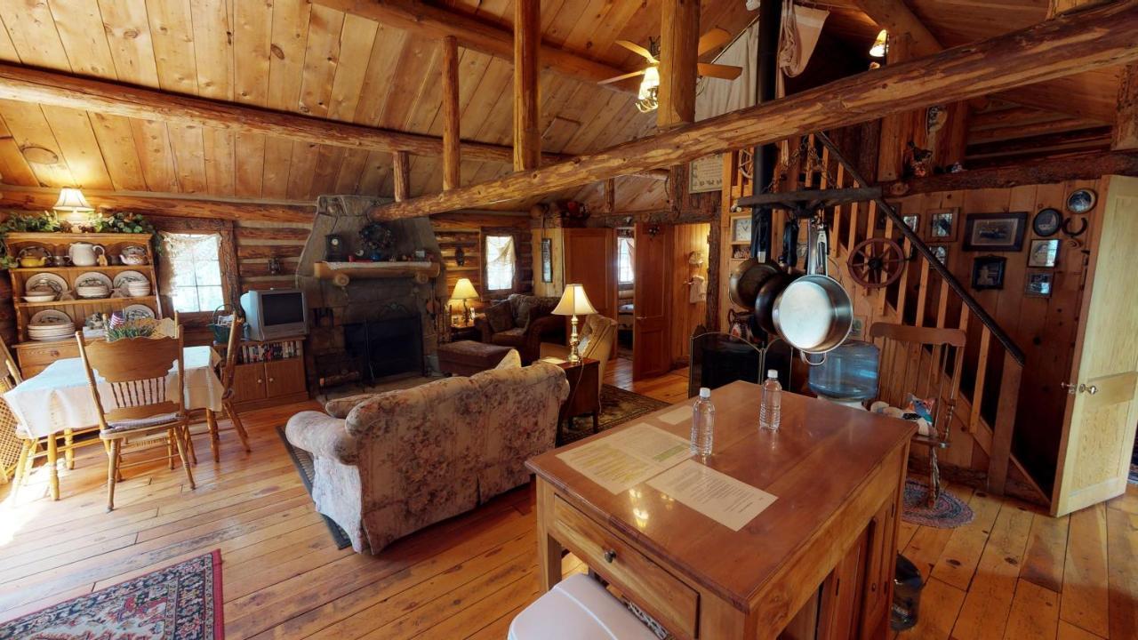 Cabin By The Creek With High Speed Wifi ريد ريفر المظهر الخارجي الصورة